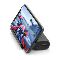Belkin Play Series powerbank med inbyggt stativ och 5000 mAh kapacitet laddar din telefon i rätt vinkel medan du spelar och tittar på videor. Beställ online!